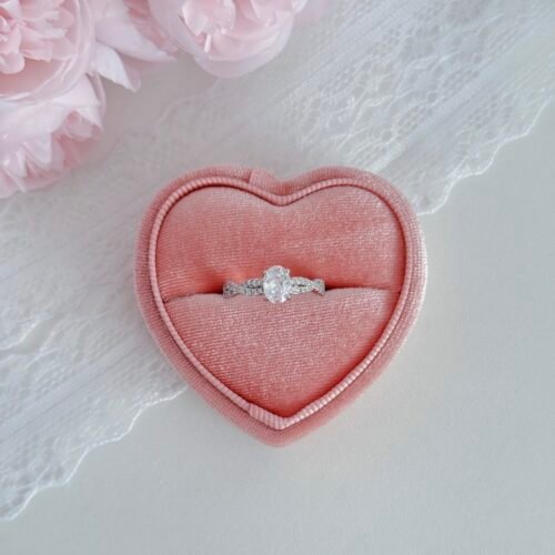 IMG_1219 2 S925 sterling silver rotating oval pigeon egg one carat ring