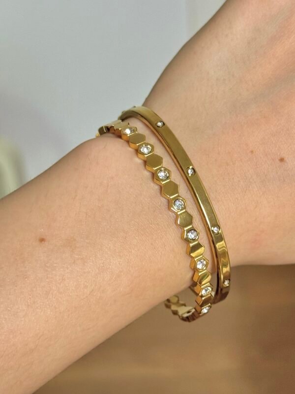 18k金高端钻石蜂窝不锈钢手链 (复制)