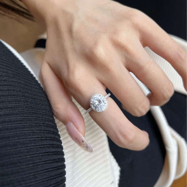 925 silver oval pigeon egg high carbon diamond ring