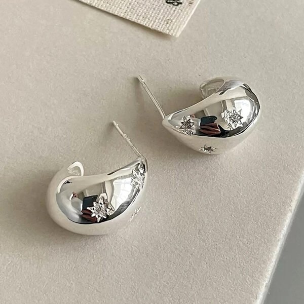 French eight-pointed star drop earrings