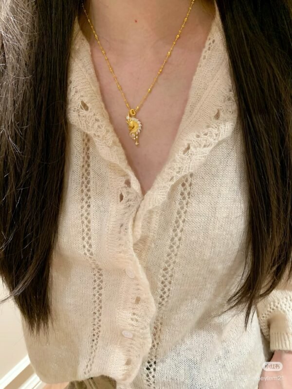 s999  silver unicorn necklace