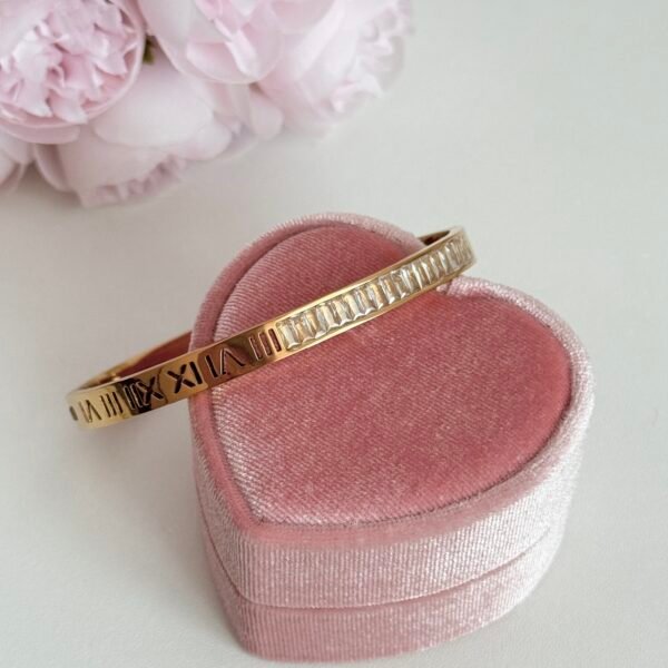 Roman numeral zircon bracelet