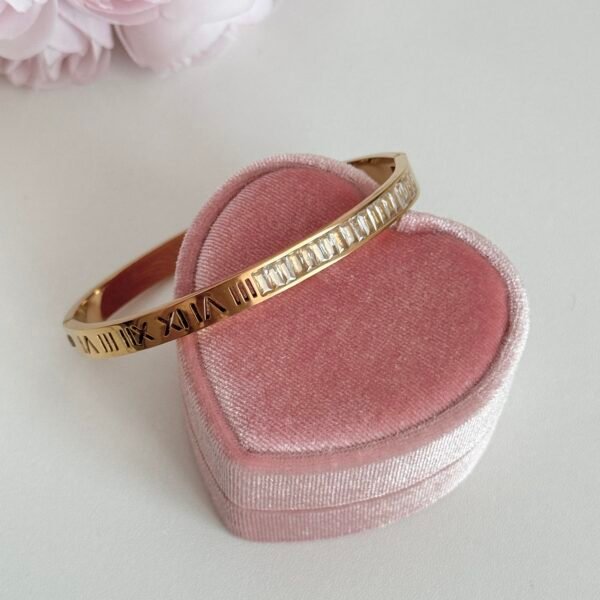 Roman numeral zircon bracelet