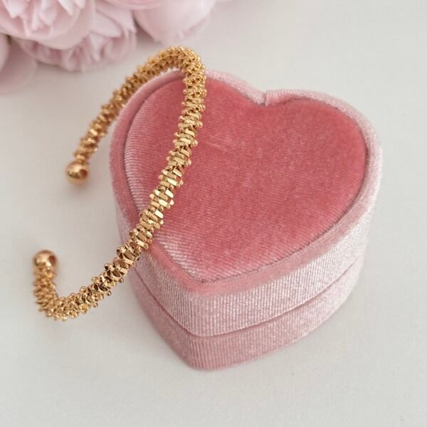 18K Brass Sparkling Bracelet