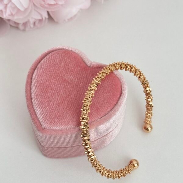 18K Brass Sparkling Bracelet