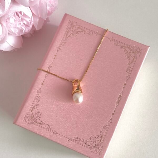 18k brass single pearl necklace (复制)