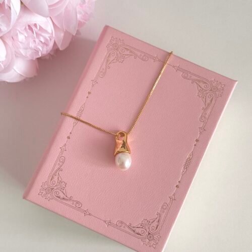 IMG_3923 18k brass single pearl necklace (复制)